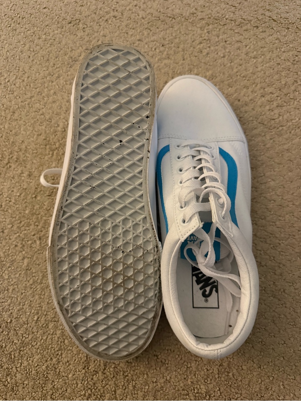 EXCLUSIVE, RARE Vans - Picture 4 of 4